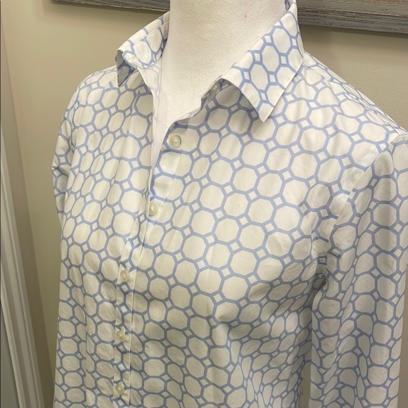 Lands' End White and Blue Fitted Long Sleeve Button Down Shirt EUC - Picture 9 of 11